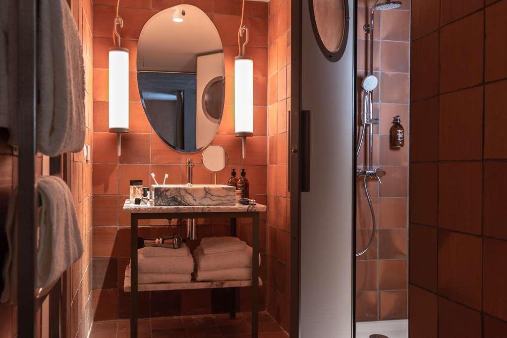 Отель Mob House Сент-Уан Номер фото